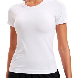 CRZ YOGA white Short Sleeve Top